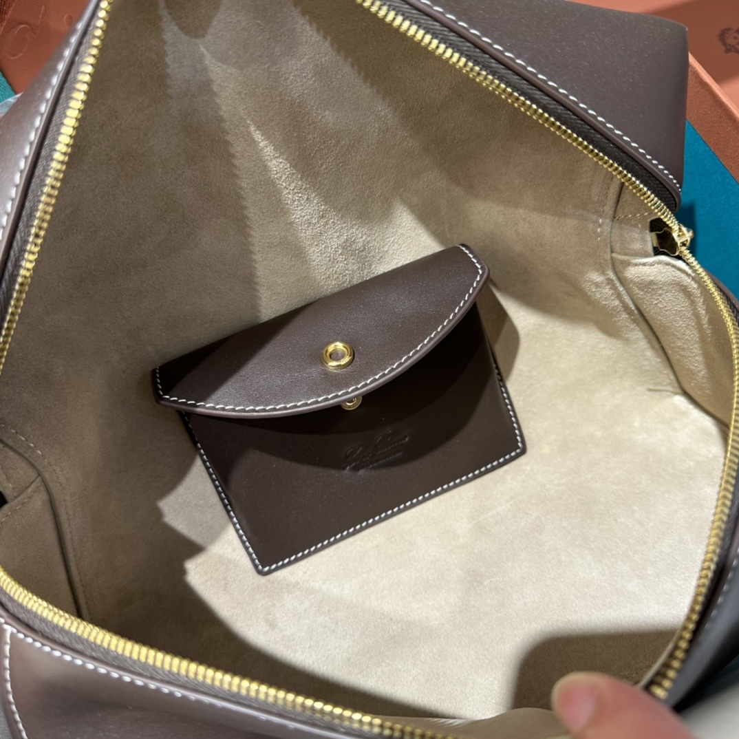 L0r0 P1ana Extra Bag L27-16*27*10CM