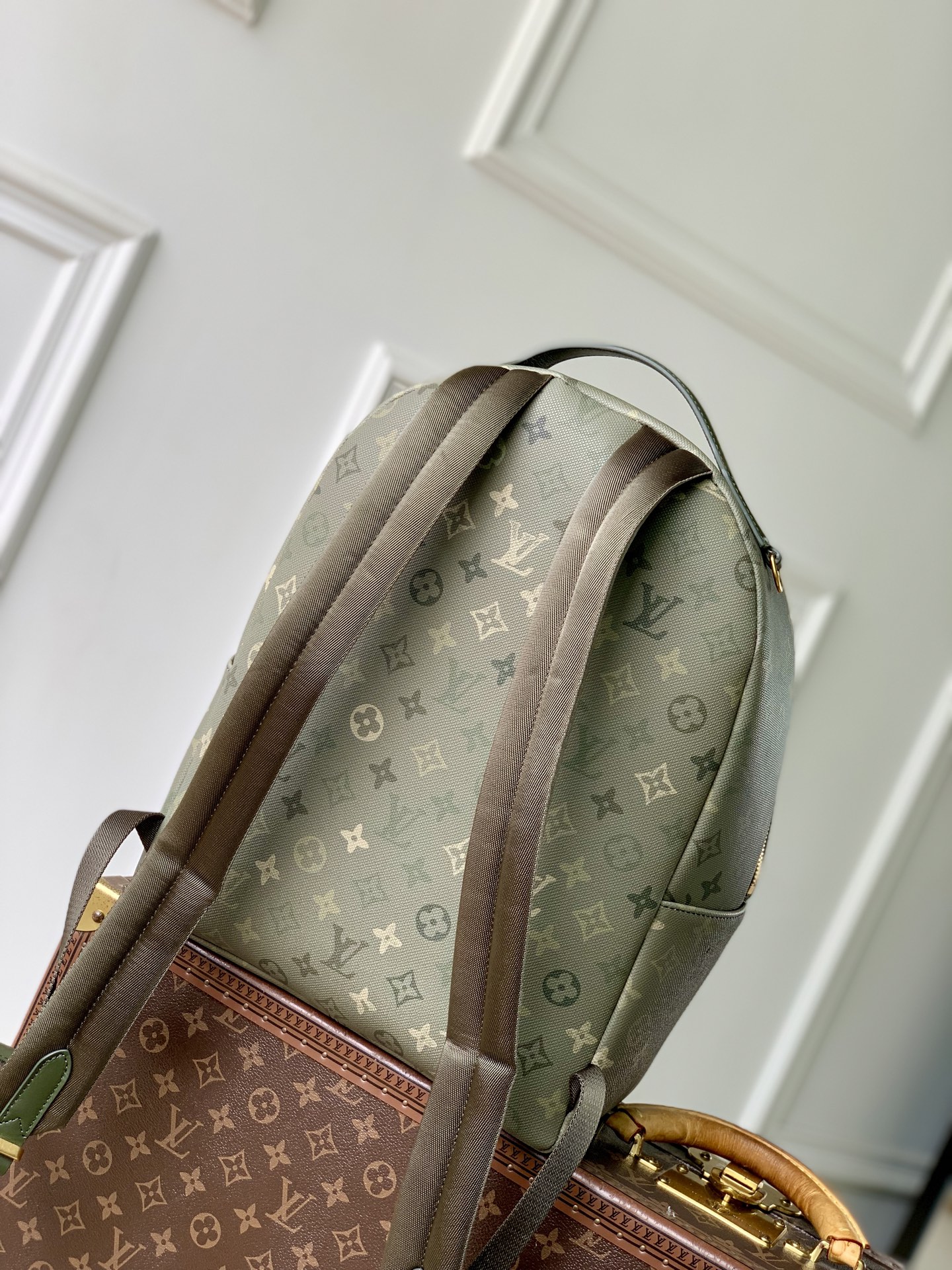 L0vis Vvtt0n Discovery PM Backpack-M29769-30*40*20CM