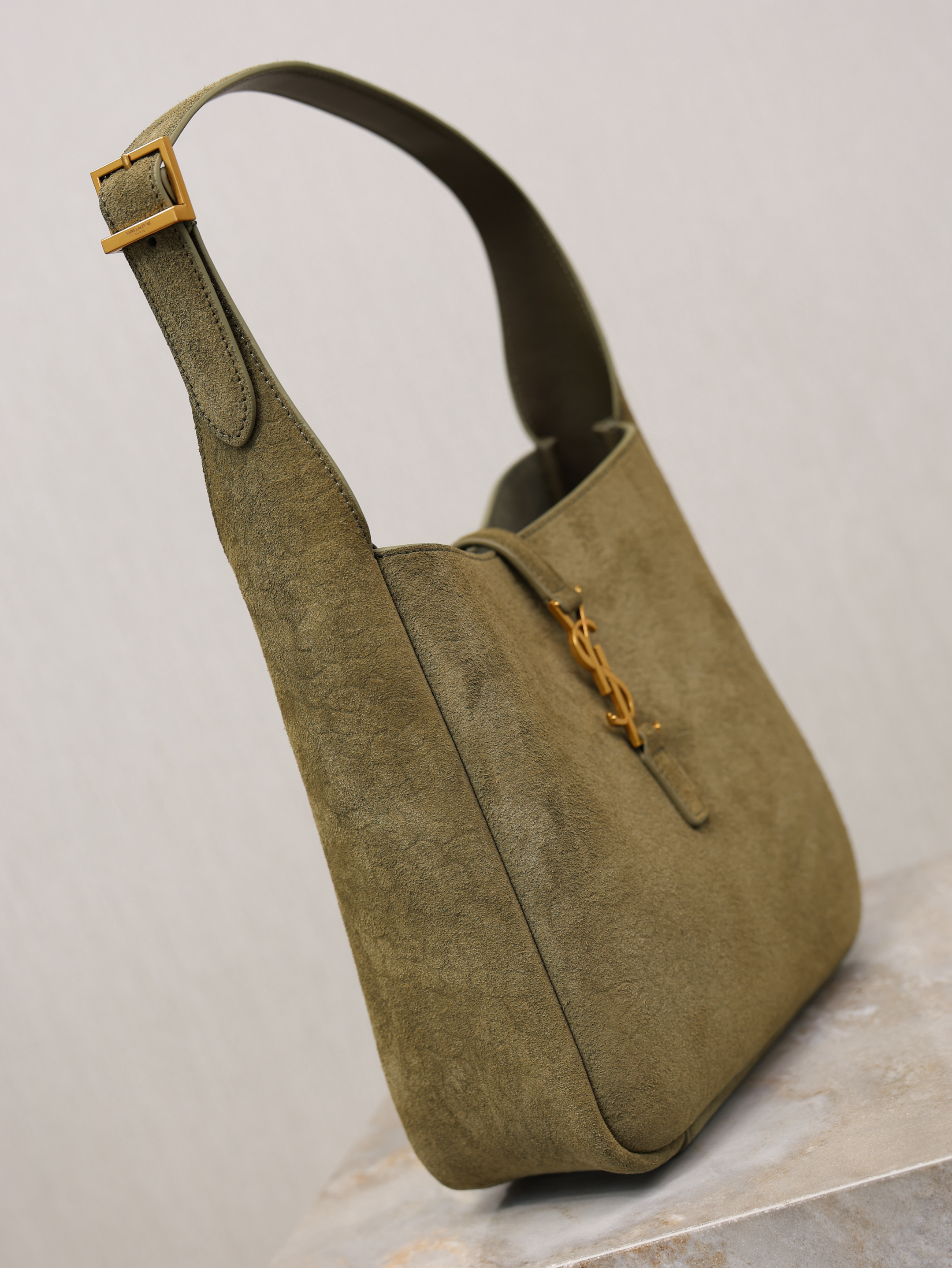 Y51 Le5A7 Vintage Bag-23×22×10CM