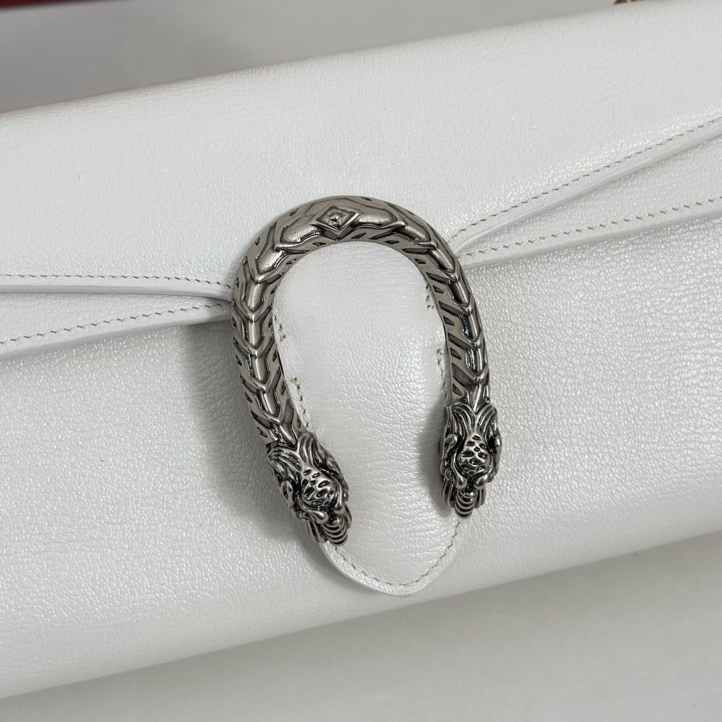Gvc*1 Dionysus-28*18*9CM