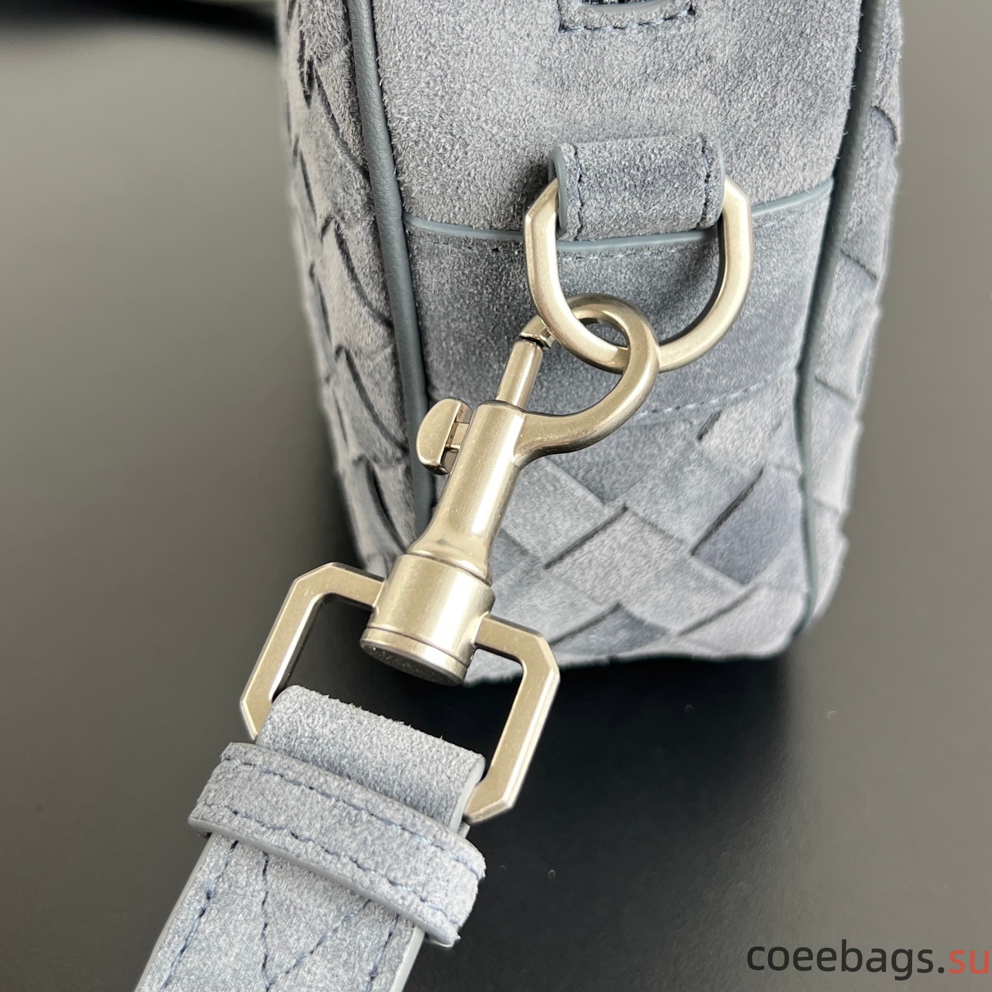 B0tt*ga Ven*ta Small Interrecciato Bag-24.5x15x6CM