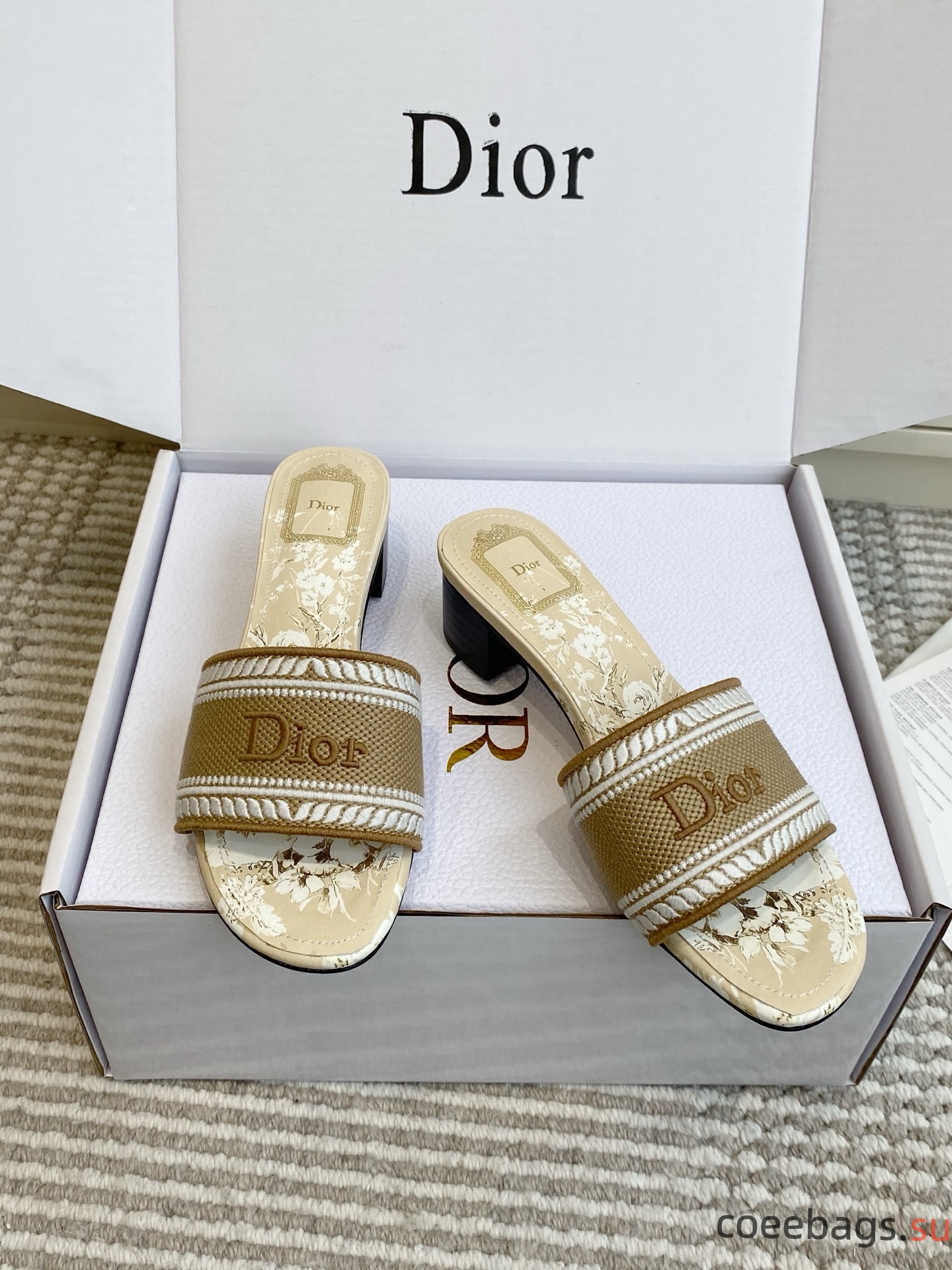 Diro Slippers