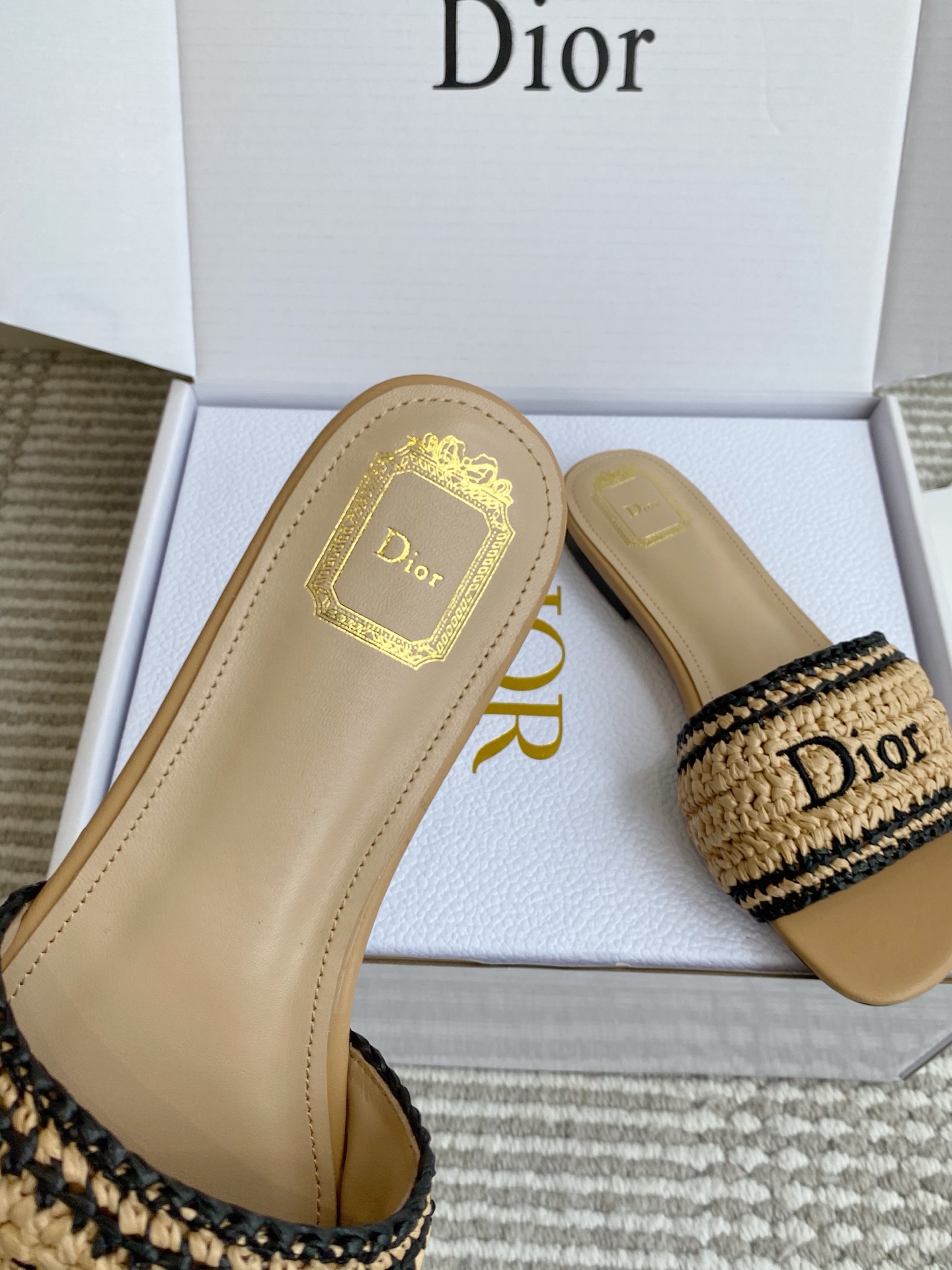 Diro Slippers
