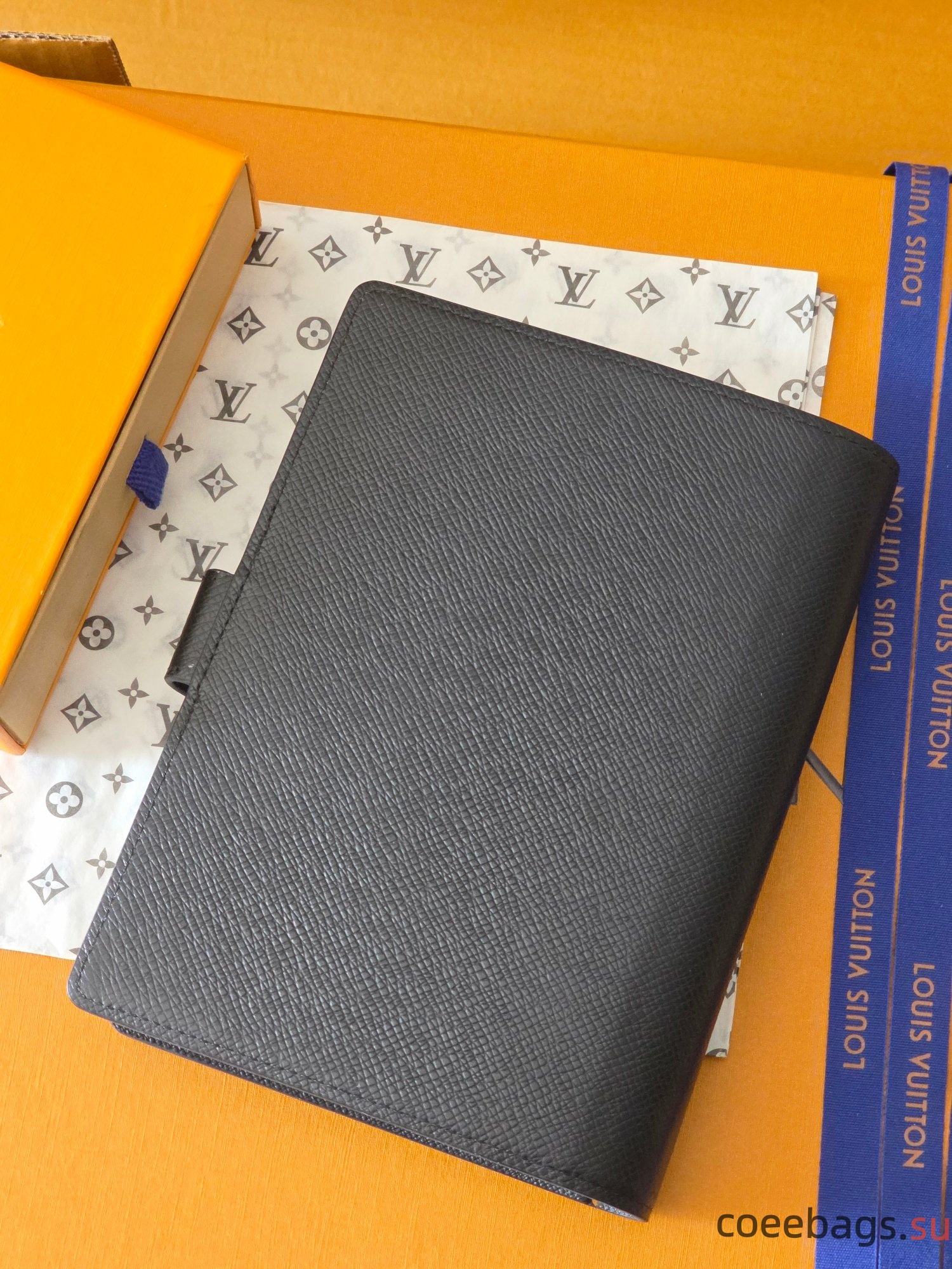 L0vis Vvtt0n Medium Ring Agenda Cover-14*18CM
