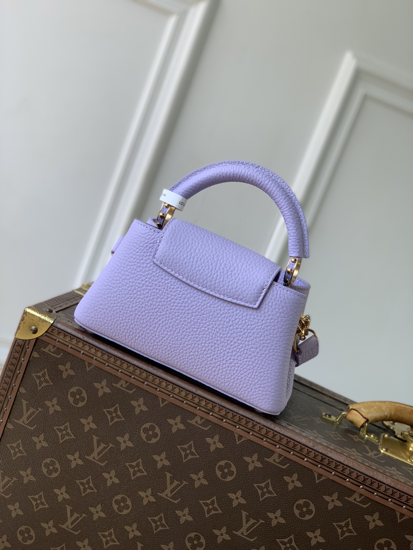 L0vis Vvtt0n Capucines East-West Mini Capucines -M2A379-12 x 22 x 8CM