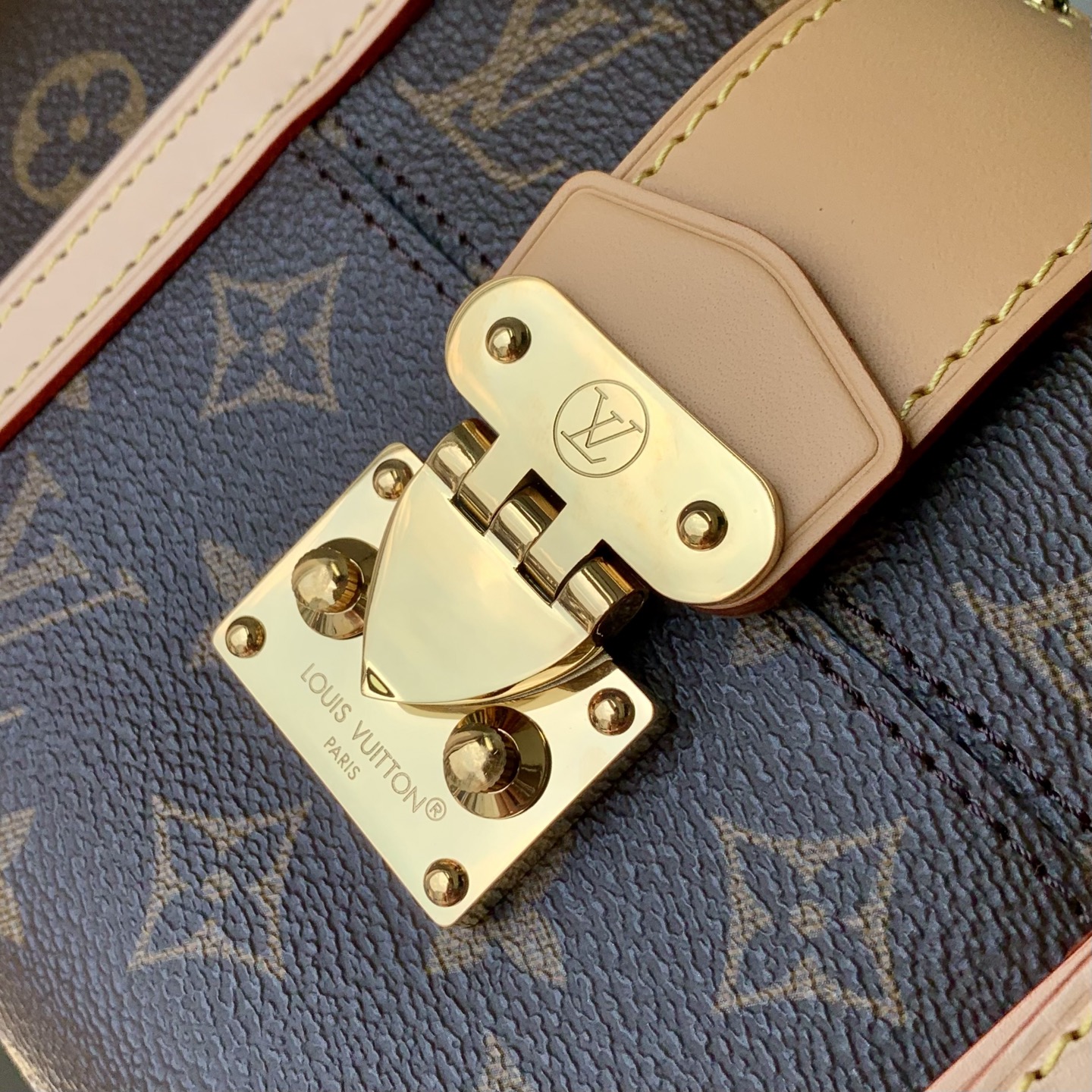 Loui*s Vuit*ton Malle De Jour Monogram - Handbags-M3A169-24 x 15 x 8CM