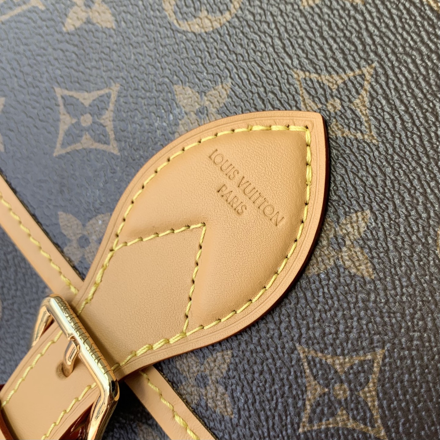 Lou*is Vvtt0n Diane Backpack MM Monogram-26 x 31.5 x 11CM