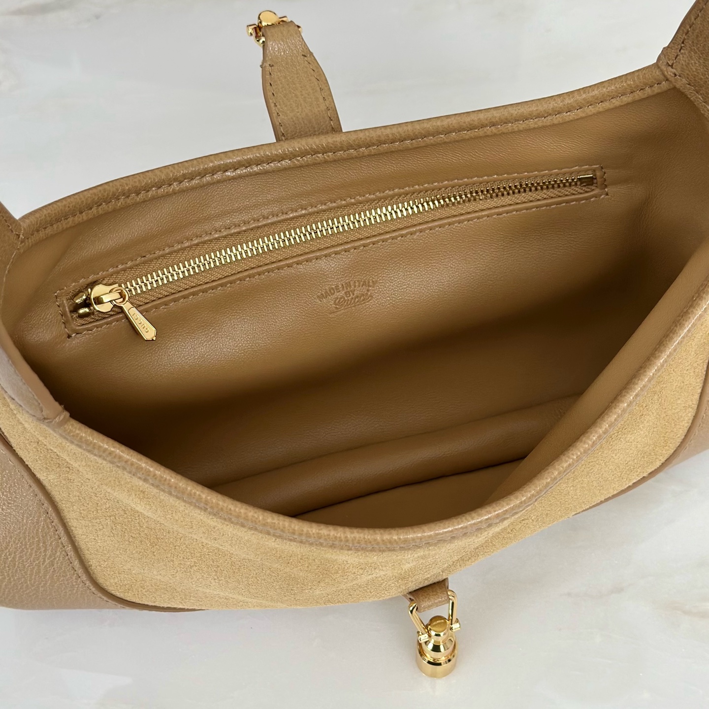 Gvc*1 Jackie Slim Small Shoulder Bag-27*13*3.5CM