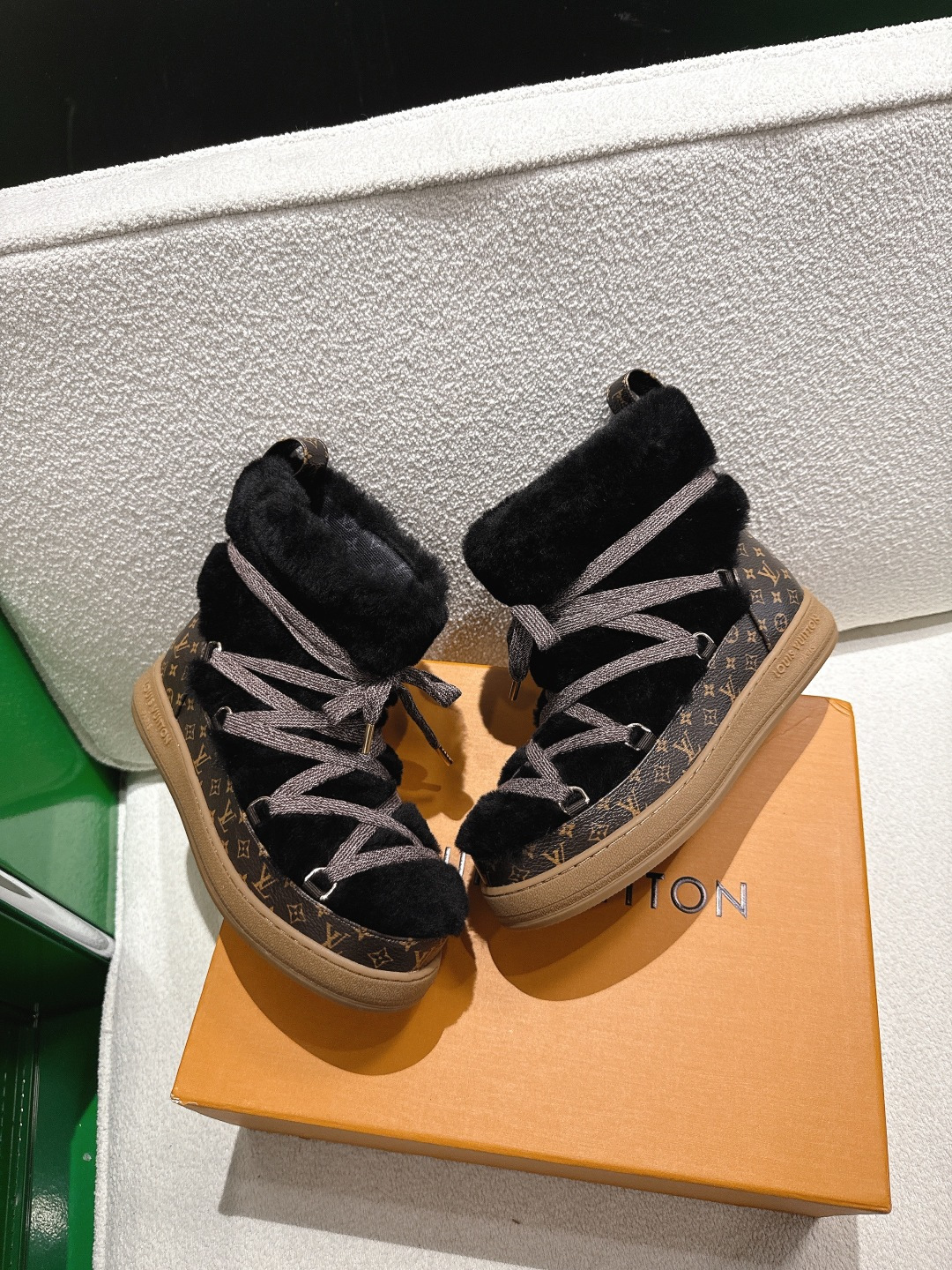 L0vis Vuitt*on LV Cloud Lace-Up Ankle Boot Sneaker