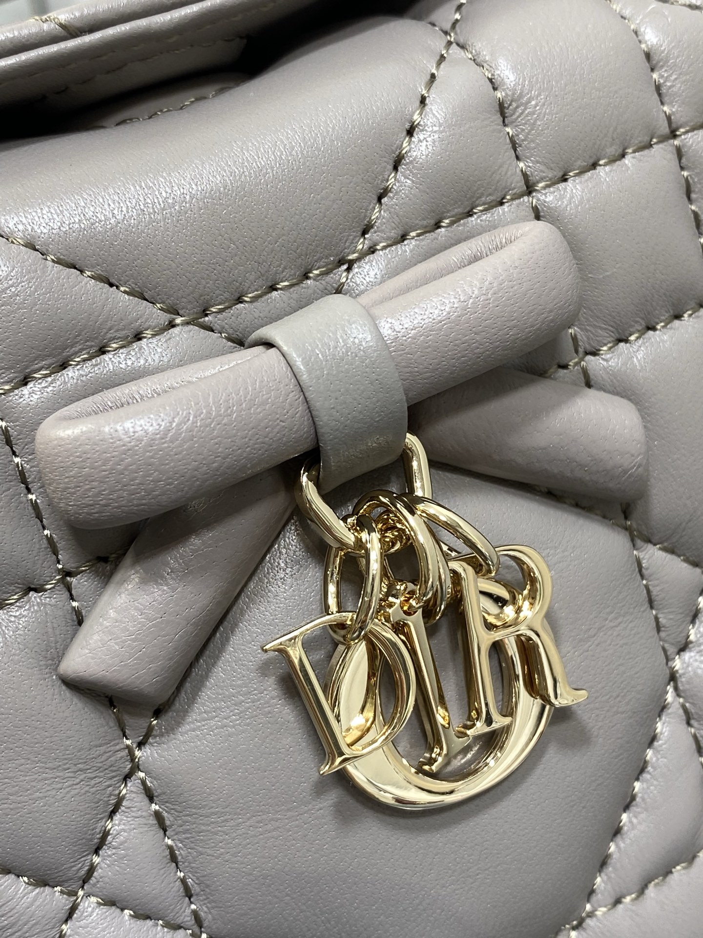 Di*or Top Handle Bag-22.5*9*13CM