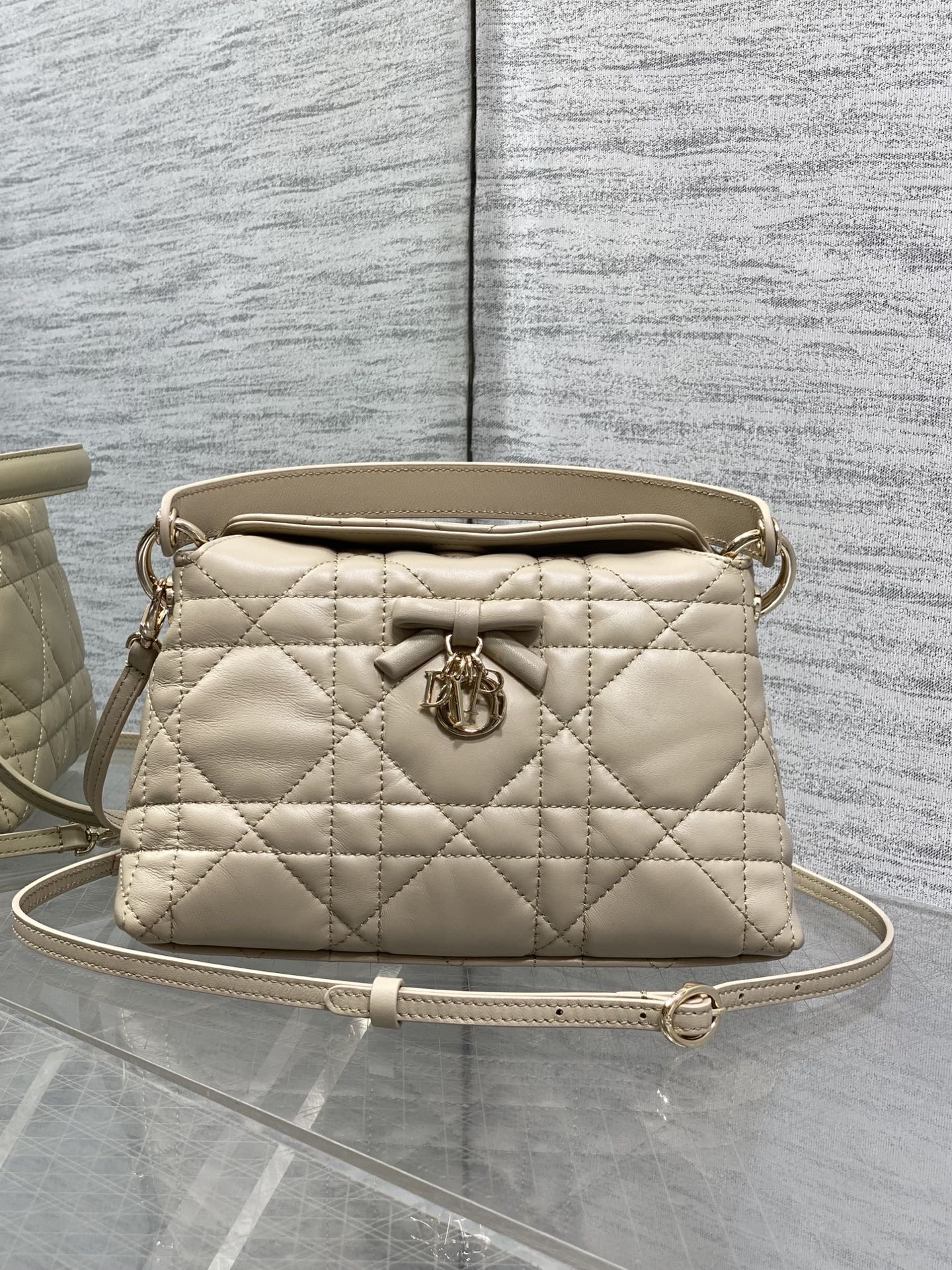 Di*or Top Handle Bag-22.5*9*13CM