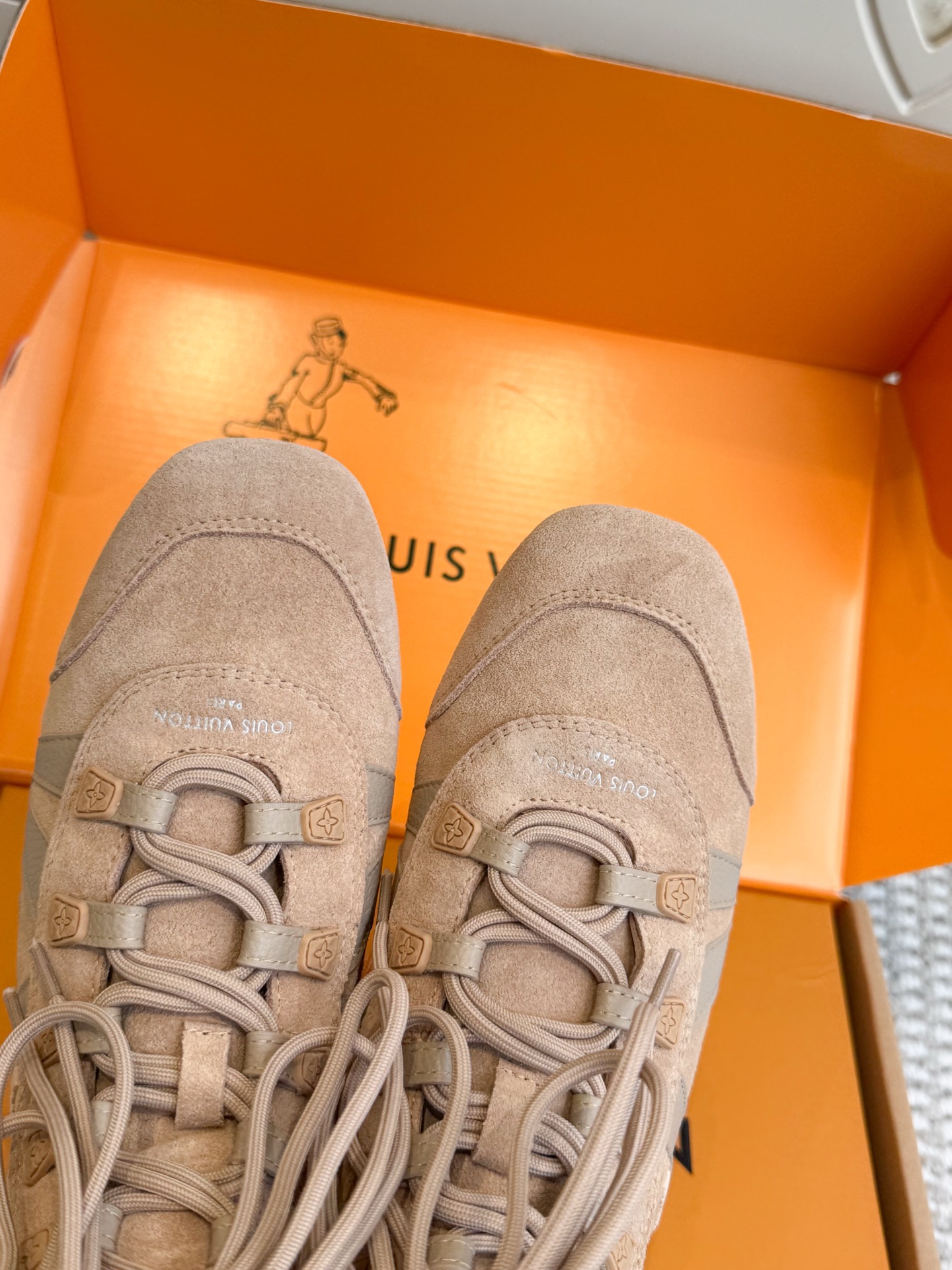 Loui*s Vvtt0n Sneakerina Ankle Boot (EU35-41)