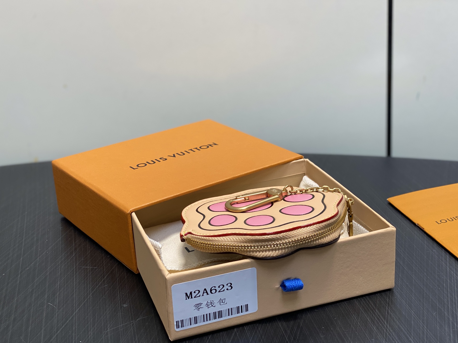 L0vis Vuitto*n Paw Coin Pouch Other Leathers -15*10*4.5CM