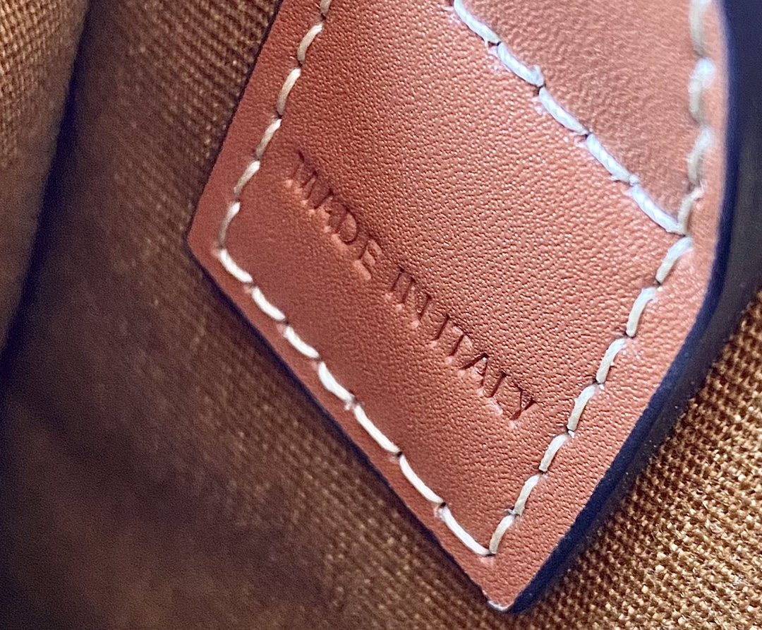 Celin Triomphe Tote-17*21*4CM