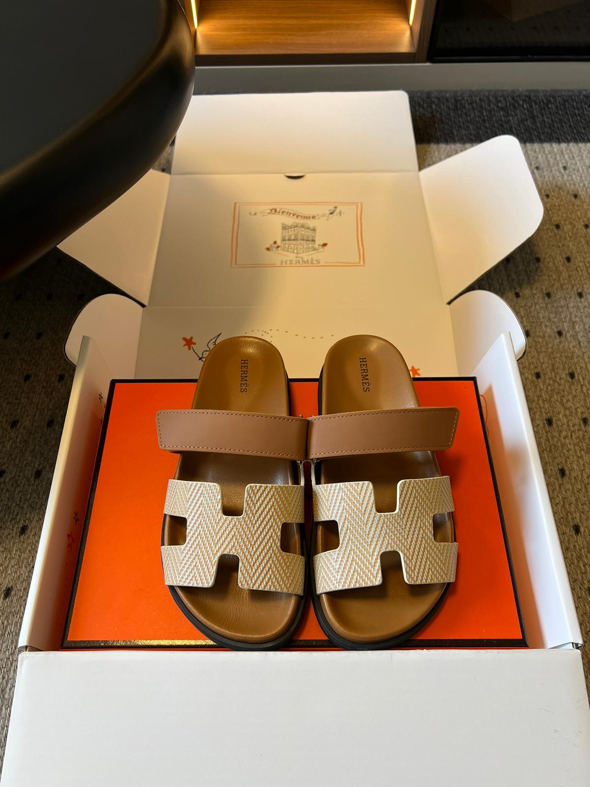 H**me5 Slides