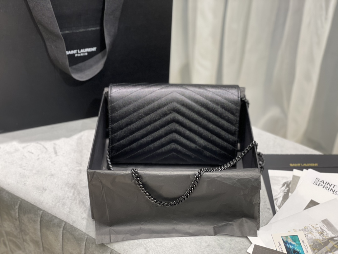 Y*L woc chain bag-22.5x14x4cm