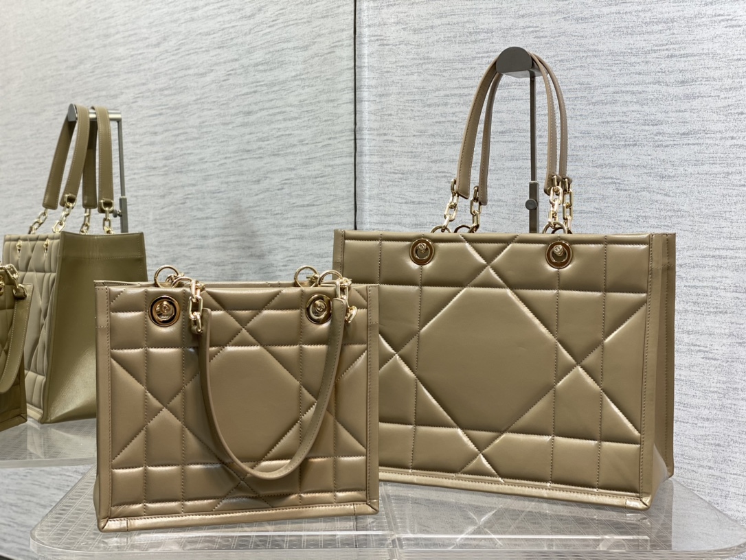 D*or essential bag
